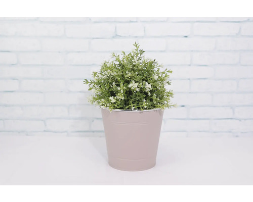 Kunstpflanze im Topf zur Dekoration