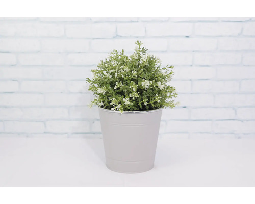 Kunstpflanze im Topf