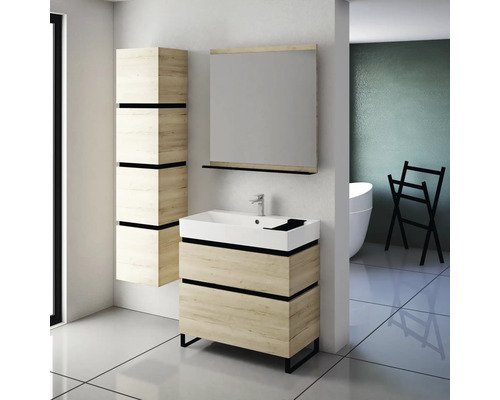 Badezimmer mit Waschtischunterschrank, Spiegelschrank und Hochschrank im modernen Design