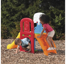 Spielplatz-Kletterturm mit Rutsche und Krabbeltunnel für Kinder im Garten