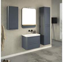 Modernes Badezimmer mit Waschbeckenunterschrank, Spiegelschrank und Hochschrank