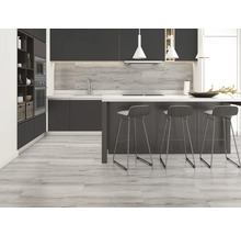 Feinsteinzeug Bodenfliese Firenze 22,9x119,9 cm grau matt