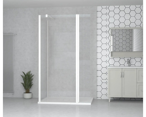Begehbare Dusche mit weißem Rahmen in modernem Badezimmer