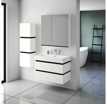 Modernes Badezimmer mit Waschtisch, Spiegelschrank und Hochschrank