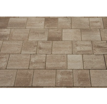 Verlegte Pflastersteine aus Beton