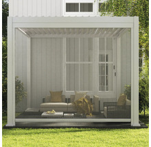Pergola mit Outdoor-Möbeln und Insektenschutz