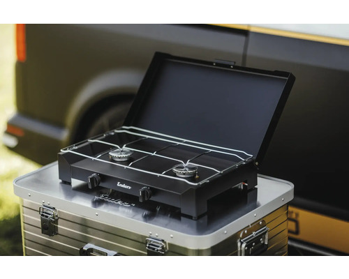 Enders Gaskocher auf einem Campingtisch