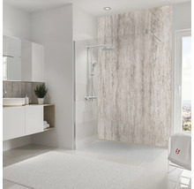 Modernes Badezimmer mit Dusche, Waschtisch und großem Spiegel