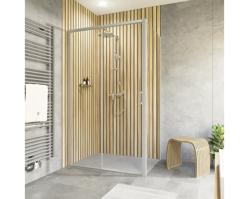 Schiebetüre mit Seitenwand Schulte Trend 2.0 1200x900 mm Türanschlag rechts Echtglas Klar hell aluminium Modernes Badezimmer mit Duschkabine, Handtuchwärmer und Holzhocker