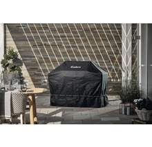 Abgedeckter Grill mit Enders Logo auf einer Terrasse