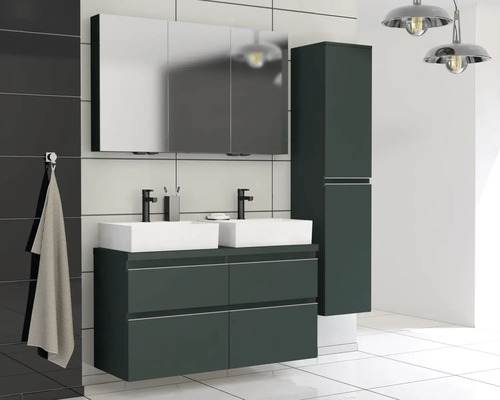 Badezimmer mit Waschtischunterschrank, Spiegelschrank, Hochschrank und zwei Aufsatzwaschbecken