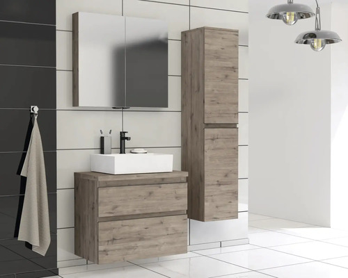 Modernes Badezimmer mit Waschtischunterschrank, Spiegelschrank und Hochschrank in Holzoptik