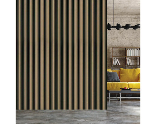 Modernes Wohnzimmer mit Holzpaneelwand und gelbem Sofa