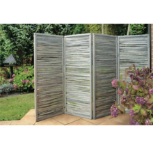 Sichtschutzelement aus Holz für den Gartenbereich