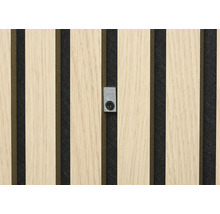 Detailaufnahme einer Akustikpaneele mit Befestigungsclip