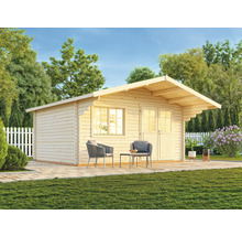Garten mit Holzgartenhaus, Gartenmöbeln und Rasenfläche