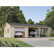 Holzgarage mit Carport und zwei Autos sowie einem Rasentraktor