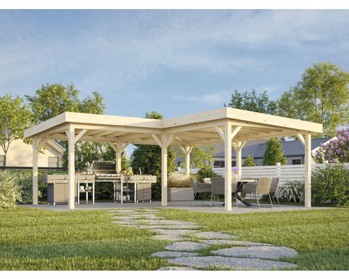 Gartenszene mit hölzerner Doppelpergola, Grillplatz und Sitzbereich im Freien