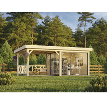 Holzgartenhaus mit Glasfront und überdachter Terrasse auf einer Rasenfläche