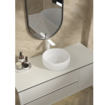 Modernes Badezimmer mit Aufsatzwaschbecken, Spiegel und Waschtischunterschrank