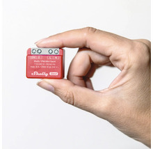 Shelly 1PM Mini Gen4 Smart Home Relais in einer Hand