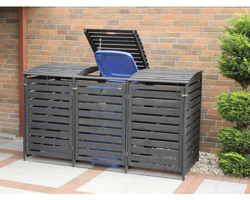 Mülltonnenbox aus Holz für drei Mülltonnen mit geöffnetem Deckel