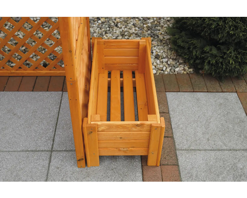 Holzpflanzkasten mit Rankgitter für den Garten