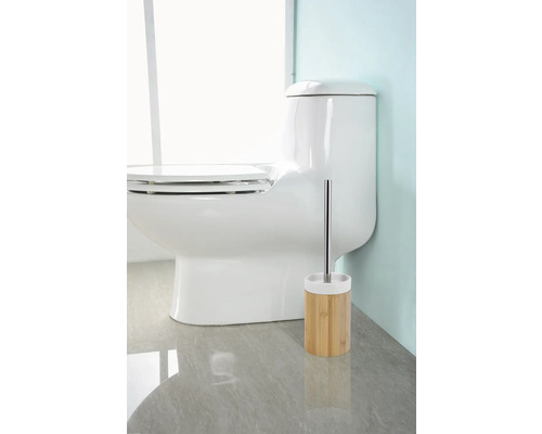 Toilette und WC-Bürste aus Bambus