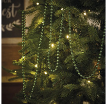 Weihnachtsbaum mit Lichterkette und Perlenkette