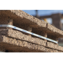 OSB-Plattenstapel mit Umreifungsband