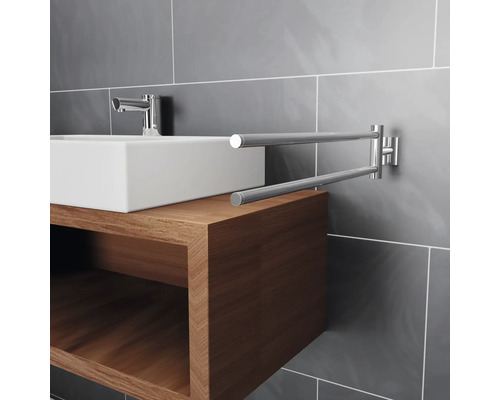 Badezimmer Waschbecken mit schwenkbarem Handtuchhalter