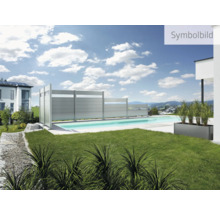 Garten mit Pool und Sichtschutzzaun