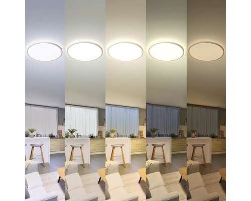 Deckenleuchte in verschiedenen Lichtstimmungen in einem Wohnraum.