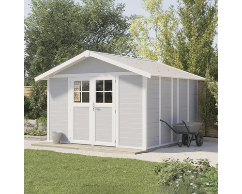 Gartenhaus aus Holz mit Doppeltür und Schubkarre im Garten