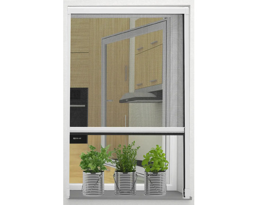 Senn-Air Insektenschutzrollos vor einem Fenster mit Kräutern.