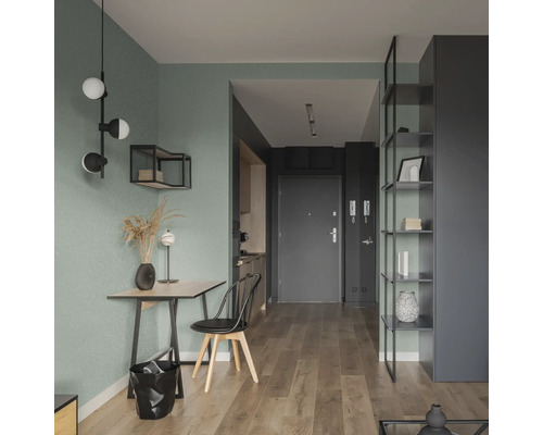 Einrichtungsidee für einen Flur mit Tisch, Stuhl und Regal
