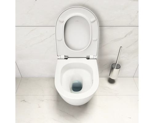 Wandhängendes Tiefspülklosett mit offenem Spülrand und WC-Bürste