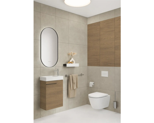 Modernes Badezimmer mit Waschbeckenunterschrank, Wand-WC und Spiegel