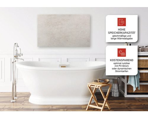 Badezimmer mit Badewanne und Infrarotheizung an der Wand