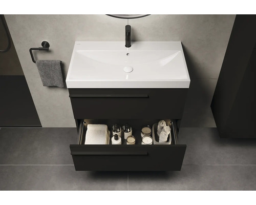 Waschtisch mit Schublade im Badezimmer