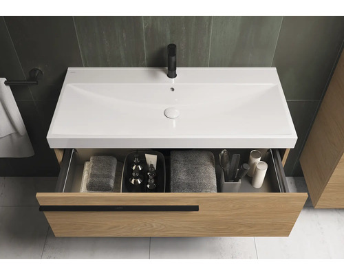 Waschtischunterschrank mit offenem Schubfach, inklusive Waschbecken, Armatur und Badutensilien