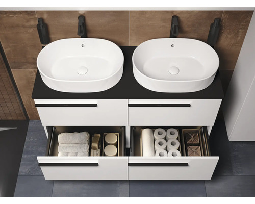 Waschtisch mit zwei Waschbecken, Schubladen und Badutensilien