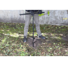 Bohrer für Erdarbeiten im Einsatz.