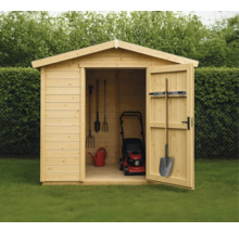 Gartenhaus mit geöffneter Tür, Rasenmäher, Gießkanne und Gartengeräte