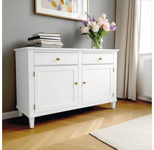 Weißes Sideboard mit zwei Schubladen, zwei Türen und Bücherstapel sowie Blumenvase auf dem Sideboard.