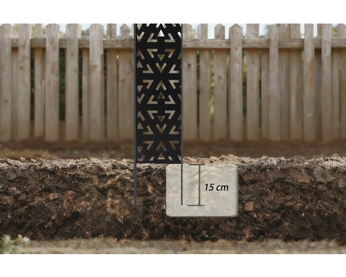 Garten-Sichtschutz mit 15 Zentimeter Bodeneinlass