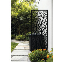 Mülltonnenbox mit Baummuster im Garten