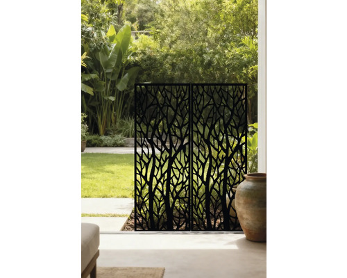 Dekorativer Sichtschutz mit Baummuster für den Garten