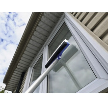 Fensterreinigung mit Fensterwischer