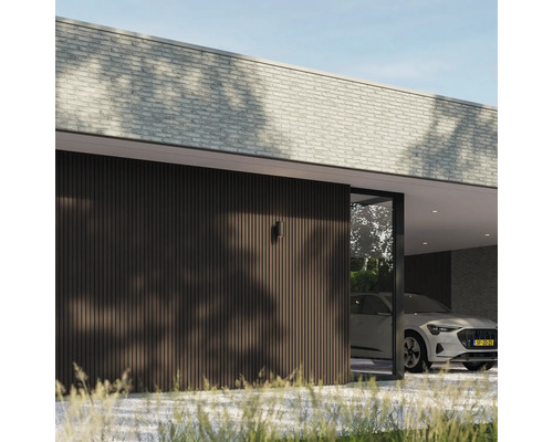 Modernes Haus mit Fassade, Garage und Elektroauto
